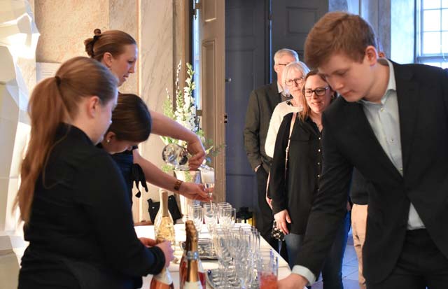 Julbord på Salsta slottskafé & Bistro i VATTHOLMA | Sverigesfestlokaler.se
