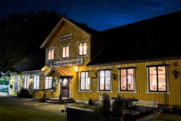 Julbord på Spångens Gästgivaregård i LJUNGBYHED | Julbordsportalen.se