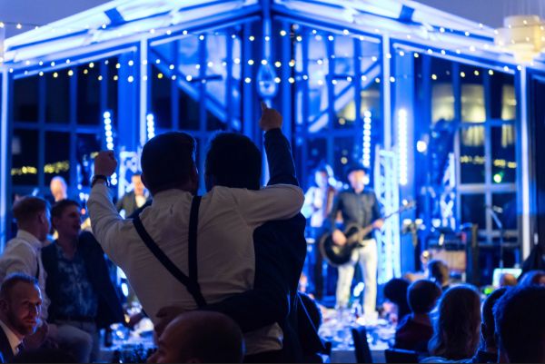 Julbord p&aring; Isaberg Höganloft i HESTRA | Julbordsportalen.se