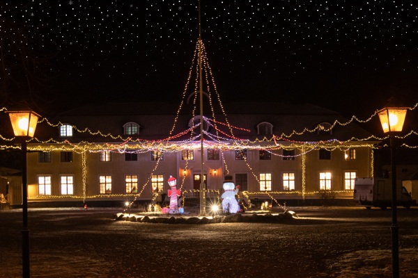 Julbord i historisk herrgårdsmiljö