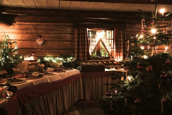 Julbord på Buustamons Fjällgård i ÅRE | Julbordsportalen.se