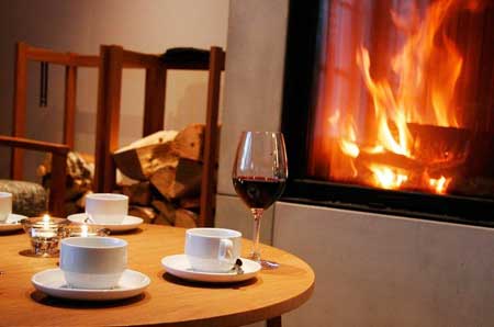 Julbord p&aring; Sörbyn Lodge i GUNNARSBYN | Julbordsportalen.se