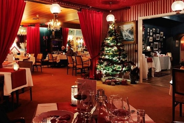 Julbord på Örserumsbrunn Gestgifveri i GRÄNNA | Julbordsportalen.se